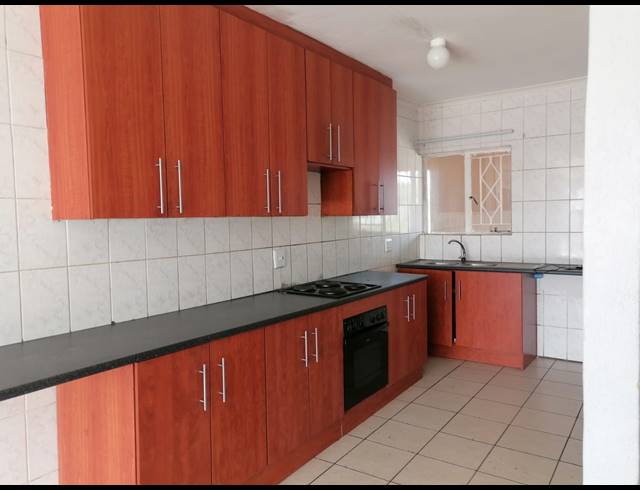 2,206M² APARTMENT BLOCK FOR SALE IN BIRCHLEIGH